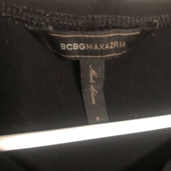 BCBG MAXAZRIA black sleeveless top - Picture 2 of 4